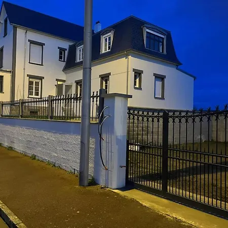 ヴィラ Du Homard Bleu